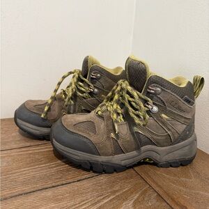 LL Bean Kids Tek 2.5 286156 Green Suede Hiking Trail Boots Size 1 EUC